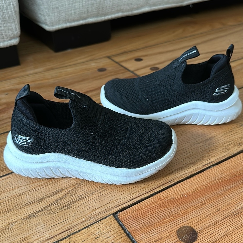Skechers